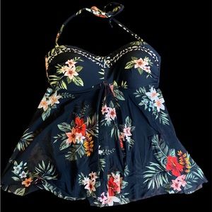 Floral swimsuit top